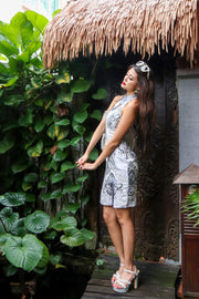 Château Ming Porcelain Qipao in Silver Mist