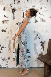 Vionne Floral Qipao in Garden Blue (Extremely Limited Edition)