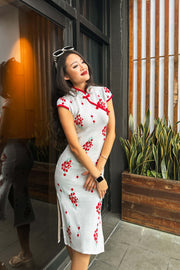 Honbao Knit Floral Cutout Qipao in White